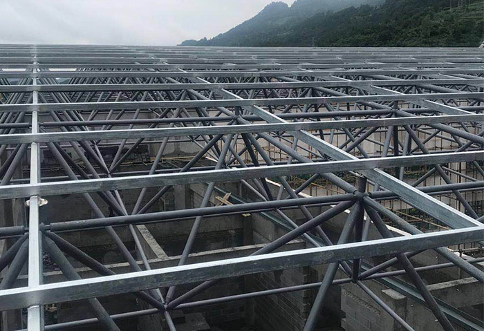 仁怀仁怀冠英学校艺体楼网架